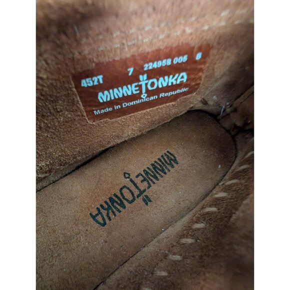 Minnetonka Womens Suede Moccasin Boots  Fringe Size 7 Cinnamon Brown Soft Sole - Picture 3 of 6
